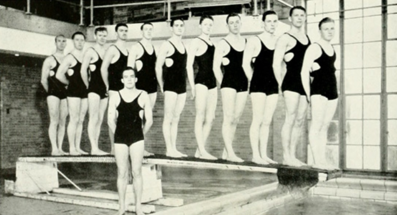 Full Team Photo 1931-32