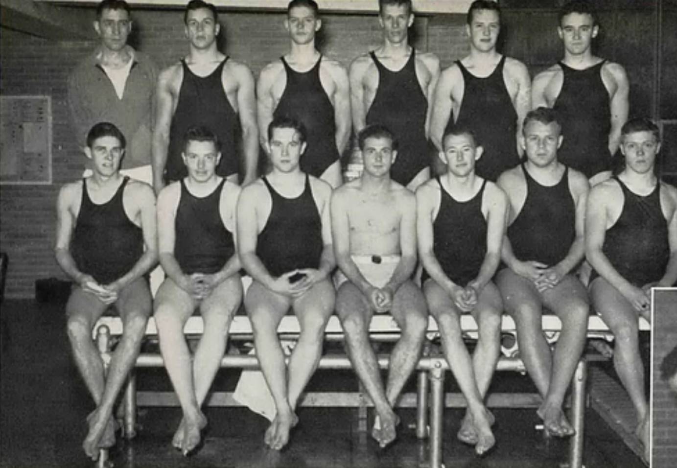 Full Team Photo 1939-40